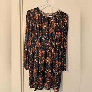 Long-Sleeved Autumnal Dress